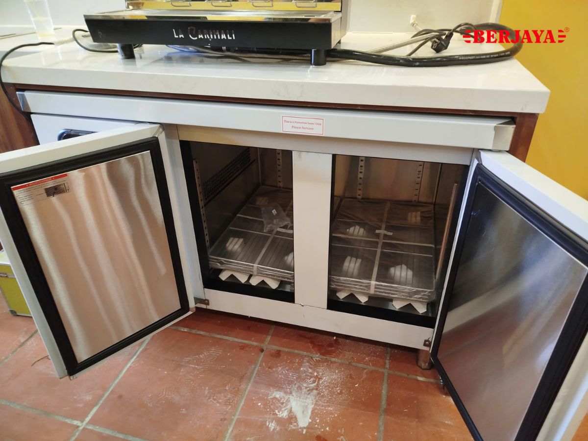 Mở quán ăn, có nên đầu tư bàn đông mát ngay từ đầu? 2 lý do nên chọn bàn đông mát