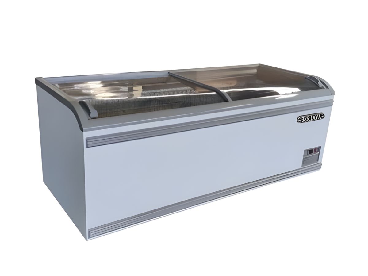 Tủ đông mặt kính cho siêu thị mini – Nên chọn loại nào? 2 tủ đông cánh lùa berjaya