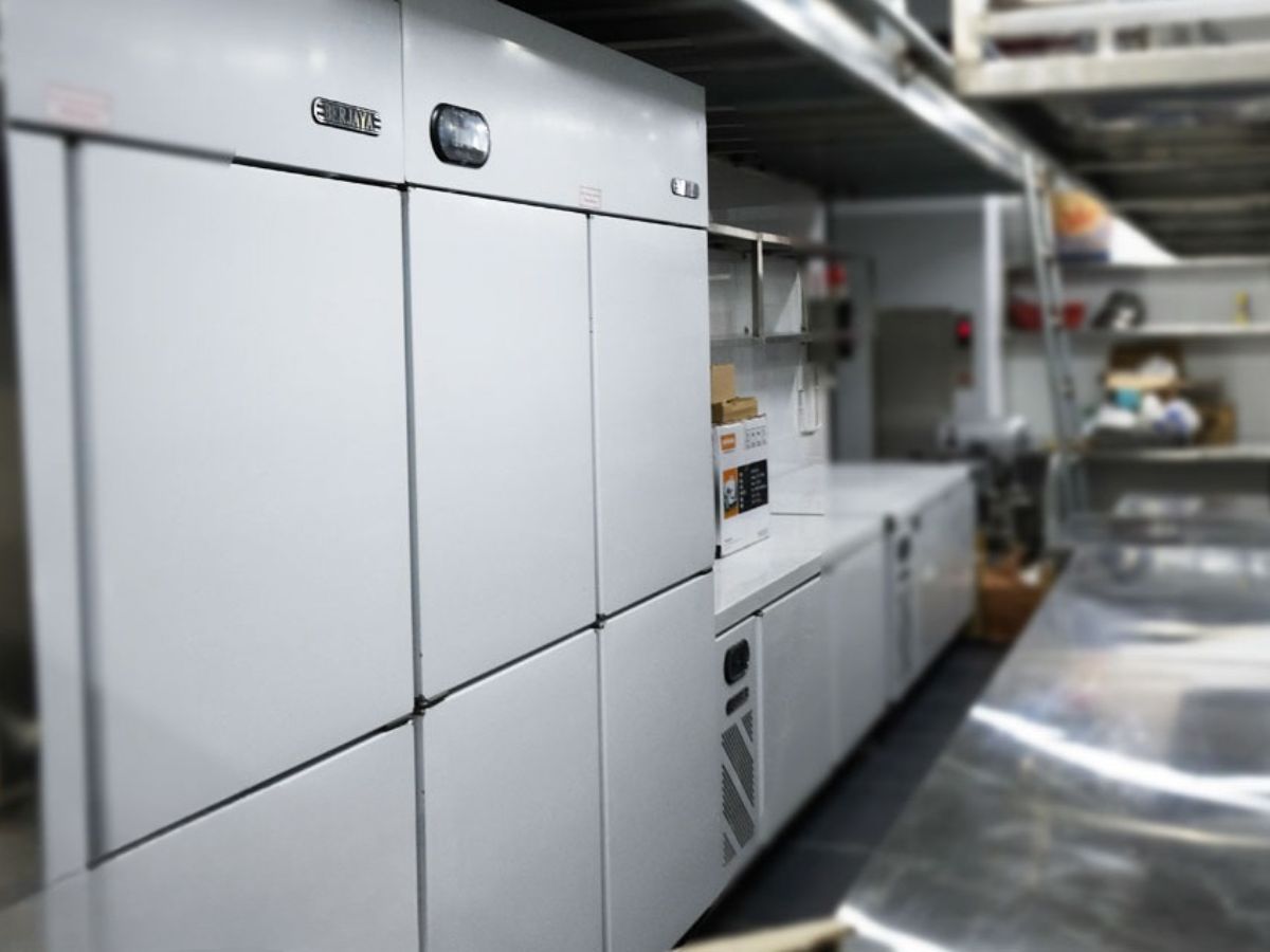 Top các dòng tủ đông nhỏ bán chạy cho quán ăn nhỏ, bếp gia đình kinh doanh 1 tủ đông nhỏ cho quán ăn